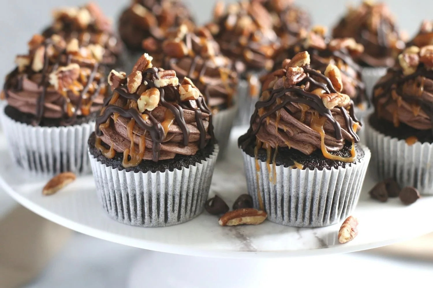 Chocolate Turtle Cupcakes