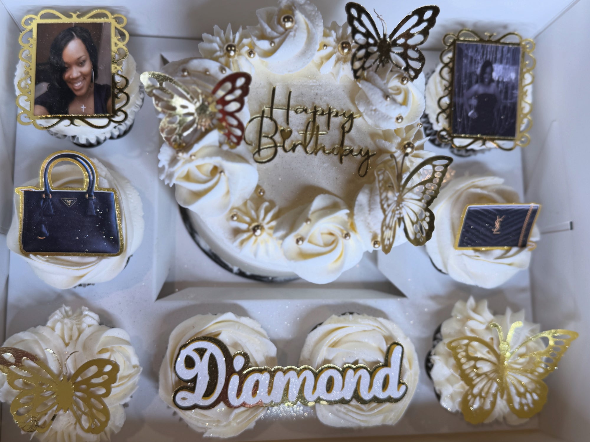 Sweet Treat Bento Box and Cupcakes (Community Special)