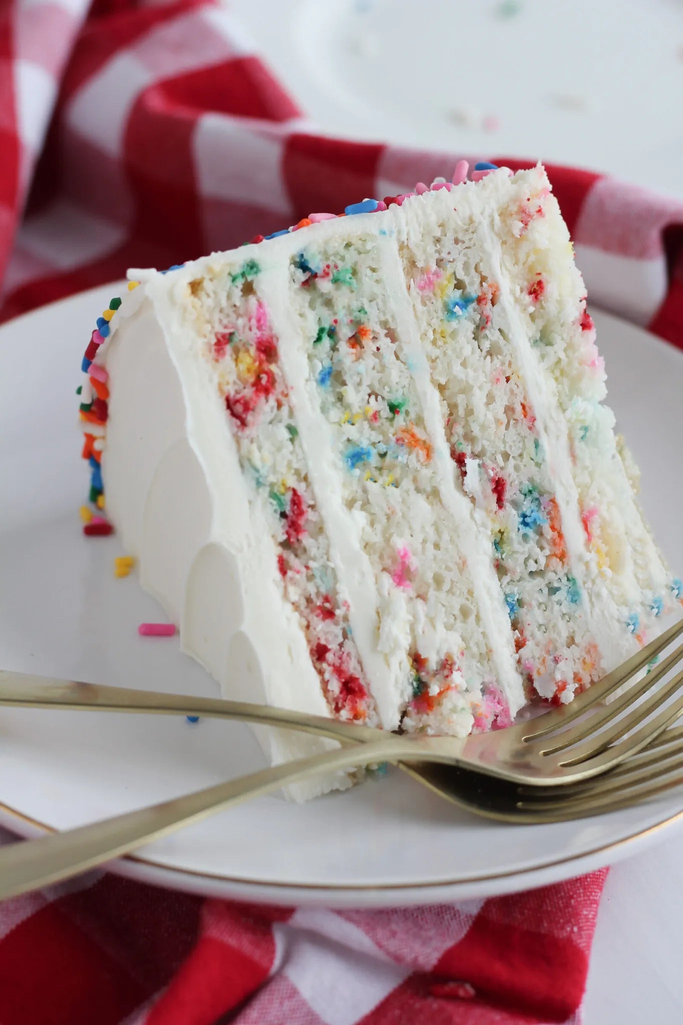 Birthday Confetti Cake (aka Funfetti)